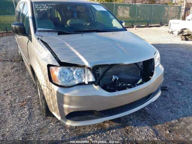 2C4RDGBG6FR658077 Dodge Grand Caravan Se