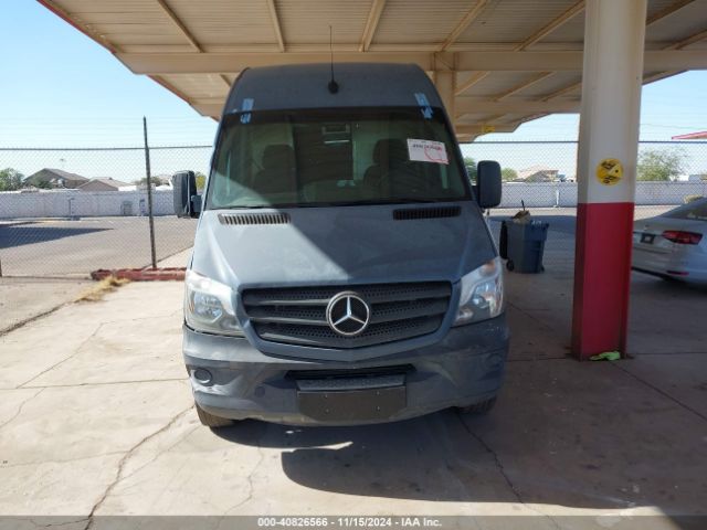 WD3PE7CD4JP645440 Mercedes-Benz Sprinter 2500 Standard Roof V6