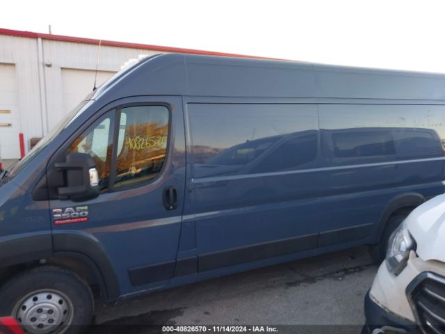 3C6URVJG8KE551228 RAM Promaster 3500 Cargo Van High Roof 159 Wb Ext