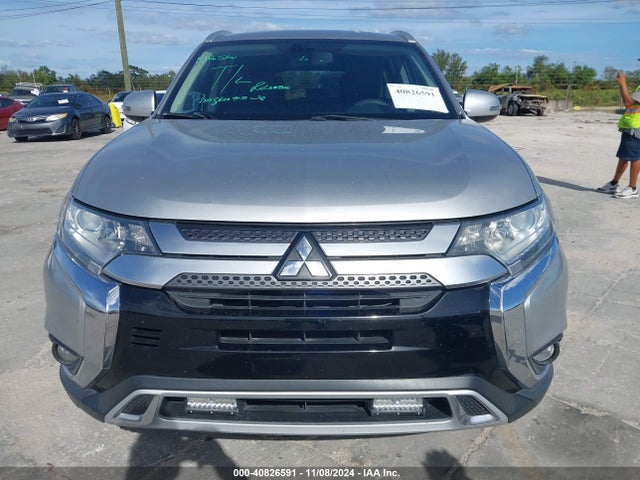 JA4AD3A3XKZ027346 Mitsubishi Outlander Sel