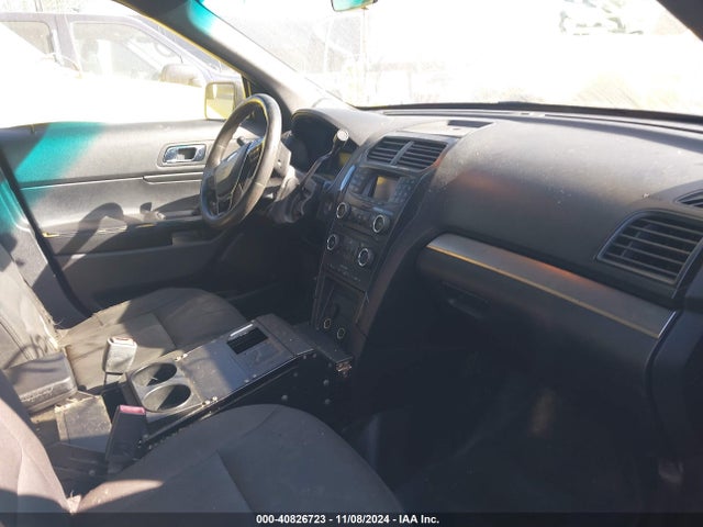 Ford Utility Police Interceptor 2016 1FM5K8AR7GGB64726 Image 5