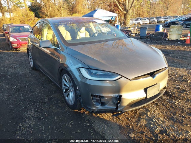2016 TESLA MODEL X 5YJXCAE28GF003939 Photo 0