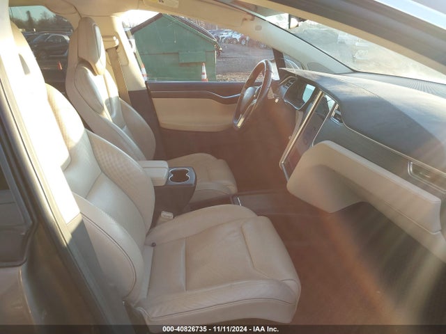 2016 TESLA MODEL X 5YJXCAE28GF003939 Photo 4
