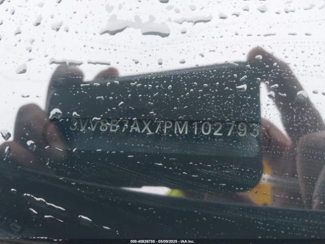 KNDCC3LC6H5096078 KIA NIRO EX