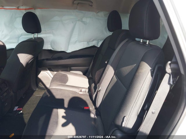 Nissan Pathfinder S 2019 5N1DR2MM2KC611192 Image 8