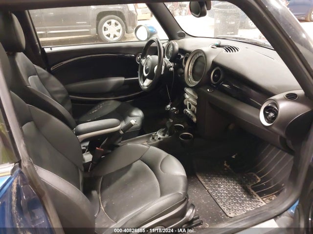 2009 MINI COOPER S WMWMF73539TW80114 Photo 4