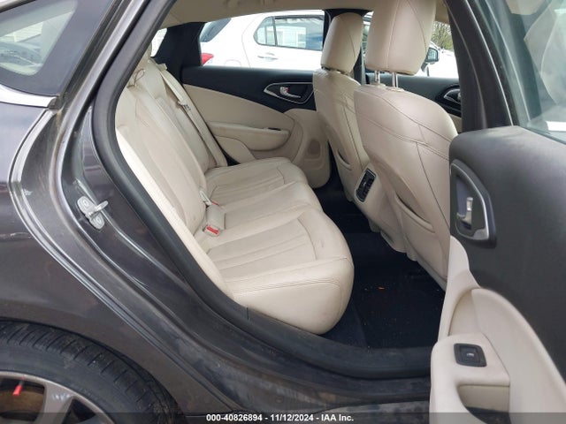 1C3CCCCB0FN501781 Chrysler 200 C