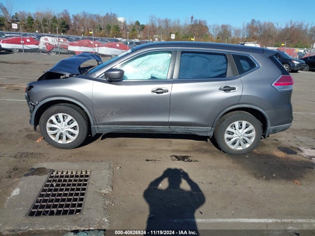 Nissan ROGUE S 2016 KNMAT2MV2GP612733 Image 15
