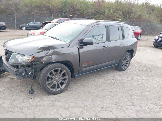 Jeep Compass 75th Anniversary 2016 1C4NJCBB4GD711657 Image 2