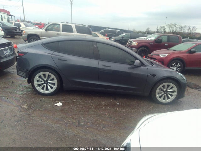 Tesla Model 3 Rear-wheel Drive 2022 5YJ3E1EA9NF116828 Image 12
