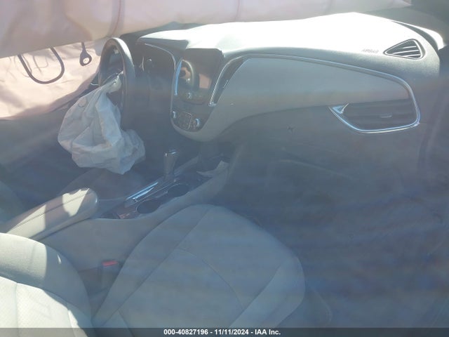 1G1ZD5ST2KF123520 Chevrolet MALIBU LT