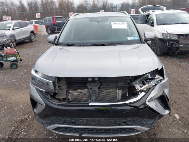 3VVYX7B24NM064201 Volkswagen Taos 1.5t Se