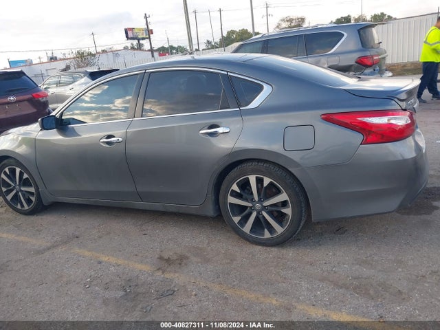 Nissan Altima 2.5 Sr 2018 1N4AL3AP5JC124229 Image 14