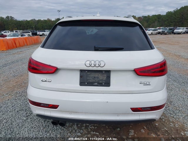 Audi Q3 2.0t Premium Plus 2015 WA1EFCFS7FR008271 Image 17