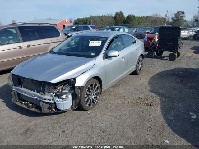 YV1612FS8E2272877 Volvo S60 T5