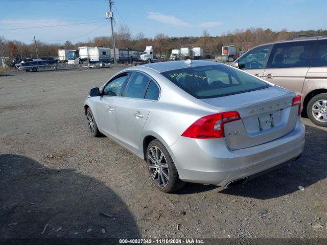 YV1612FS8E2272877 Volvo S60 T5