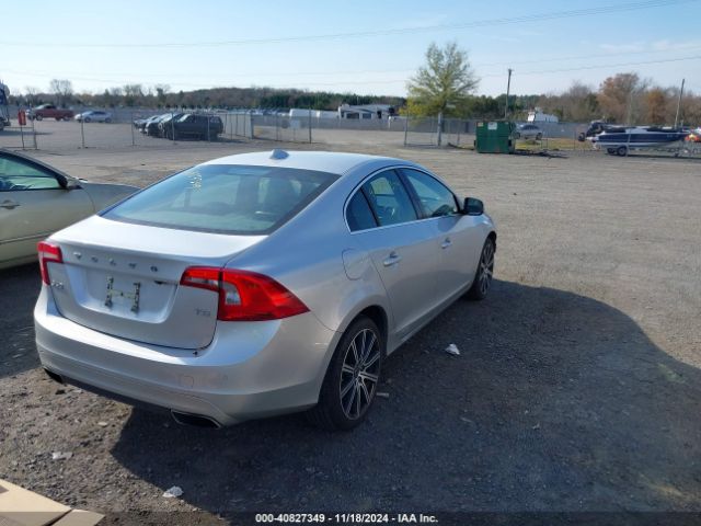 YV1612FS8E2272877 Volvo S60 T5