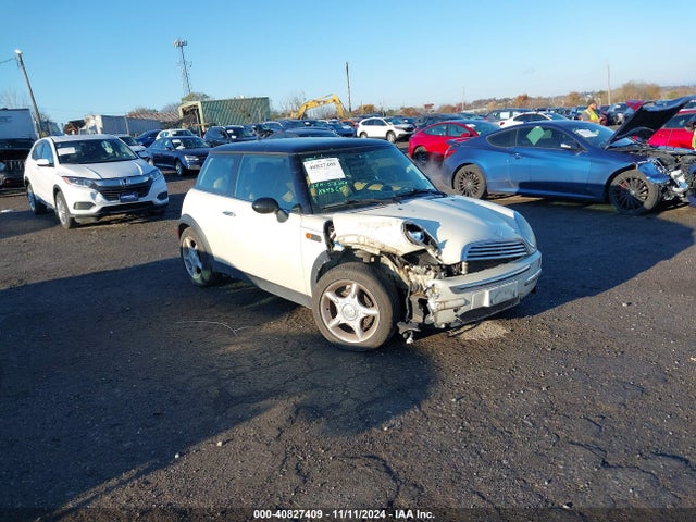 2004 MINI COOPER WMWRC33464TJ58388 Photo 0