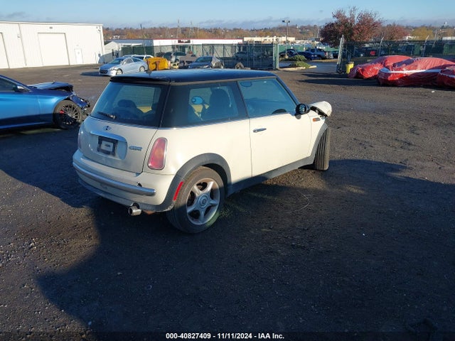 2004 MINI COOPER WMWRC33464TJ58388 Photo 3