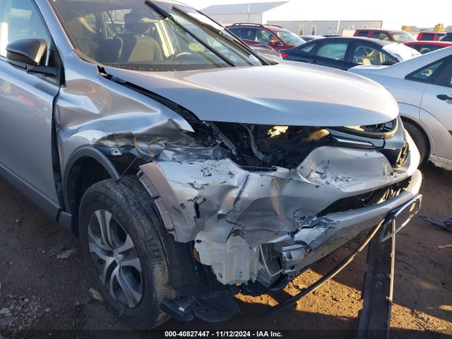 Toyota RAV4 LE 2018 JTMBFREV4JJ220897 Image 6