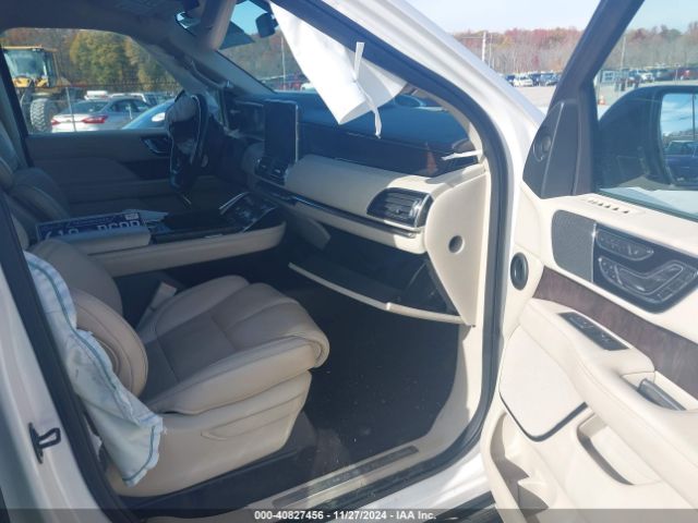 5LMJJ3HT7KEL05365 Lincoln Navigator L Select