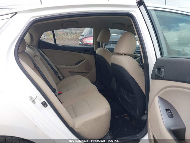 KIA Optima Lx 2015 KNAGM4A72F5584268 Image 8