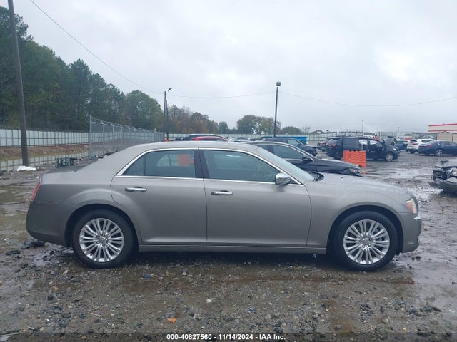 2C3CCAKG8EH181487 Chrysler 300c Awd
