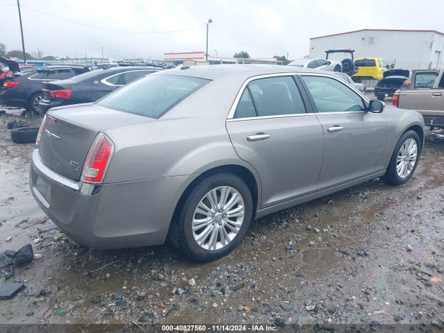 2C3CCAKG8EH181487 Chrysler 300c Awd