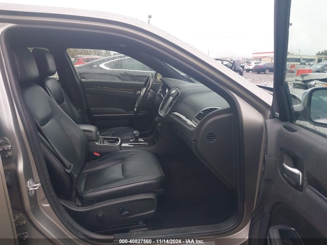 2C3CCAKG8EH181487 Chrysler 300c Awd