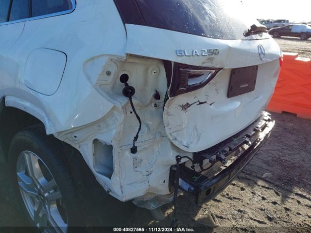 W1N4N4GB5NJ326694 Mercedes-Benz GLA 250