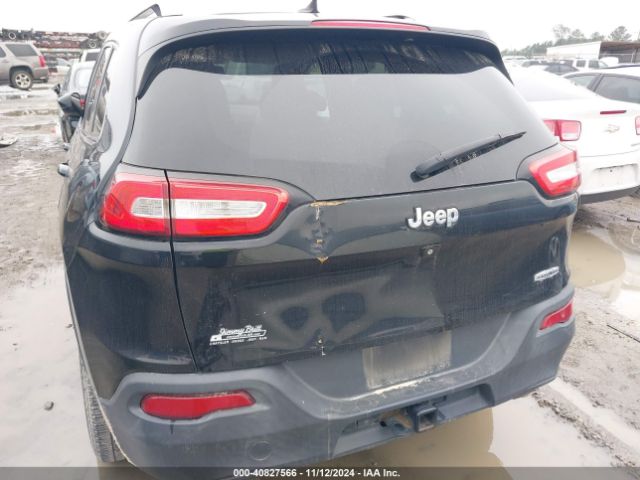 1C4PJLCS1EW122994 Jeep Cherokee Latitude