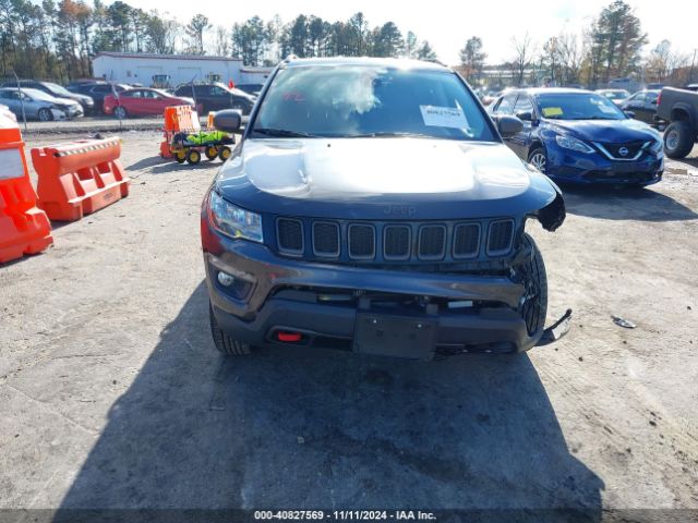 3C4NJDDBXJT174572 Jeep Compass Trailhawk 4x4