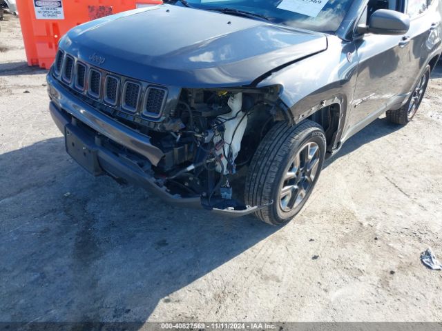 3C4NJDDBXJT174572 Jeep Compass Trailhawk 4x4