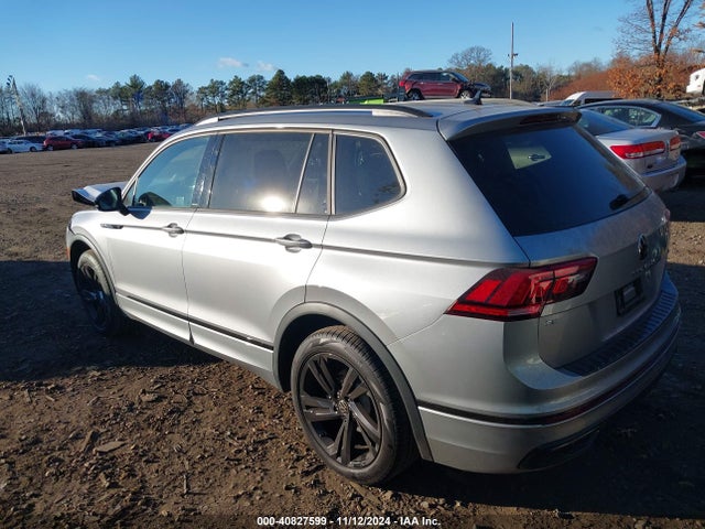 3VV8B7AX7RM162852 Volkswagen Tiguan 2.0t Se R-line Black