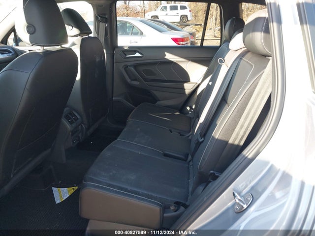 3VV8B7AX7RM162852 Volkswagen Tiguan 2.0t Se R-line Black