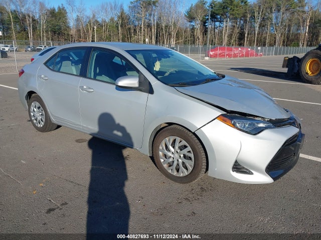 Toyota COROLLA LE 2019 2T1BURHE7KC244707 Image 1