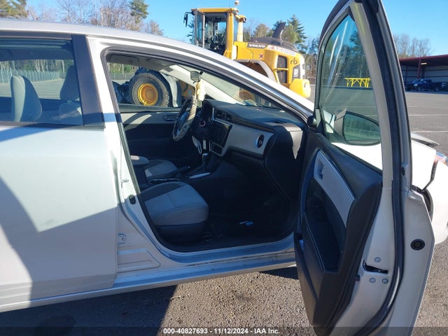 Toyota COROLLA LE 2019 2T1BURHE7KC244707 Image 5