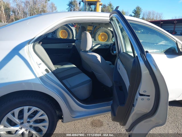 Toyota COROLLA LE 2019 2T1BURHE7KC244707 Image 8