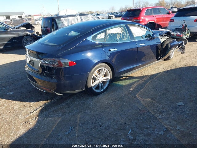 2015 TESLA MODEL S 5YJSA1H2XFF082007 Photo 3
