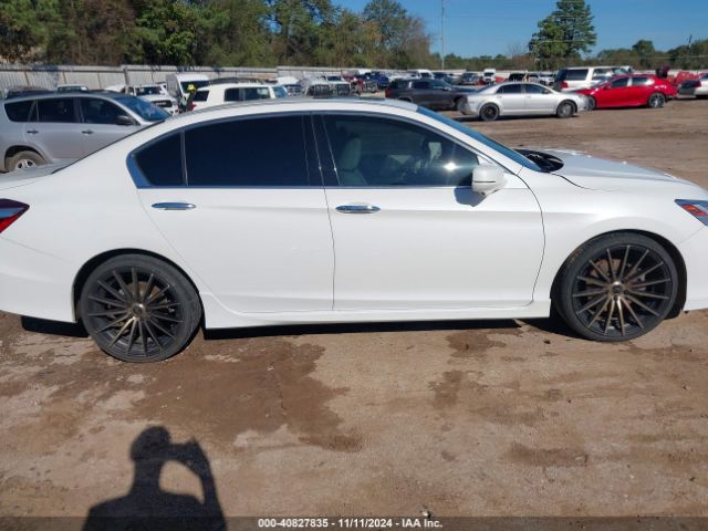 1HGCR3F9XHA042418 Honda Accord Touring V6