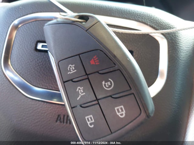 1GKS1JKL5PR495633 GMC Yukon Xl 2wd Denali