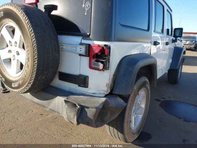 1C4BJWDG7GL232989 Jeep Wrangler Unlimited Sport