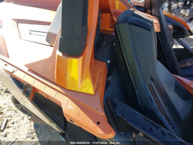 2015 POLARIS SLINGSHOT 57XAAPFA7F5104806 Photo 7