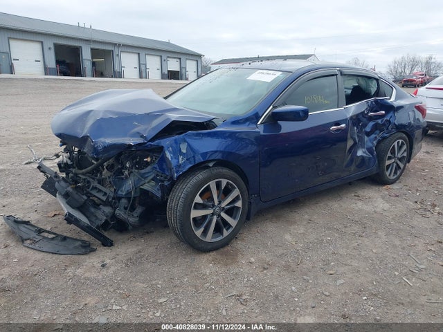 Nissan Altima 2.5 Sr 2017 1N4AL3AP0HC261234 Image 2