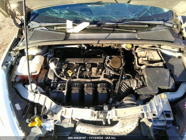 Ford FOCUS SE 2016 1FADP3F27GL298391 Image 10