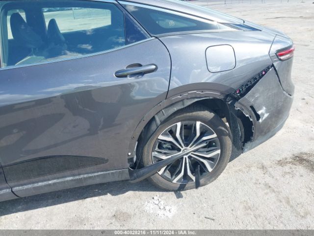 JTDAAAAF7R3025483 Toyota Crown Xle
