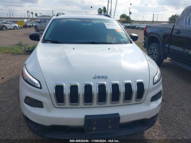 1C4PJLAB4FW684408 Jeep Cherokee Sport