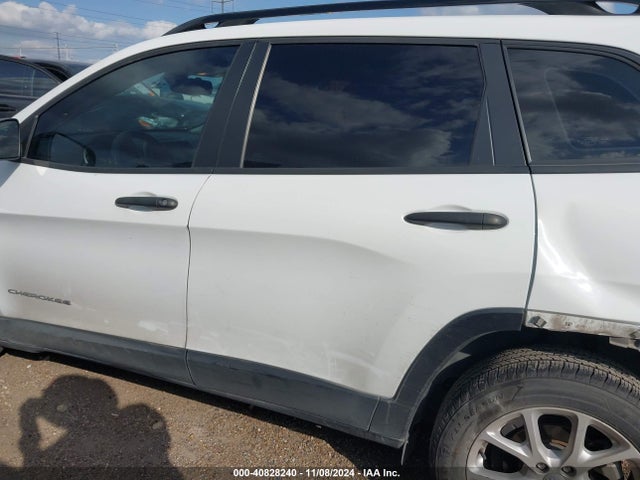 1C4PJLAB4FW684408 Jeep Cherokee Sport