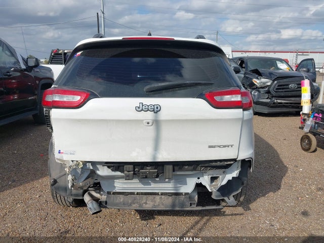 1C4PJLAB4FW684408 Jeep Cherokee Sport