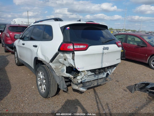 1C4PJLAB4FW684408 Jeep Cherokee Sport
